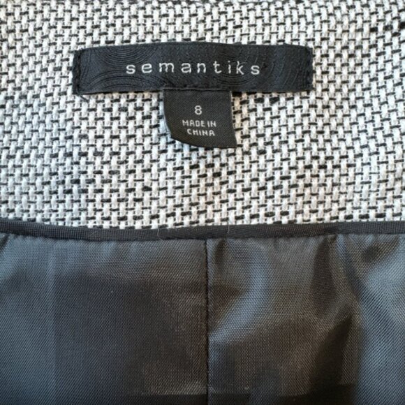 Semantiks Blazer with White & Black Accents Size 8 - Picture 9 of 9